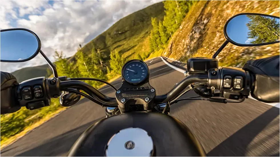 Motoros látástechnika - hova nézz és miért?