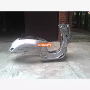 1. kp: Piaggio (Vespa)-granturizmo
