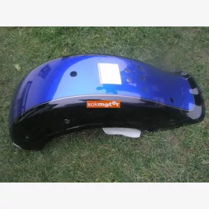 1. kp: Suzuki-VL 800 intruder
