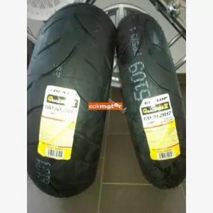 1. kp: Egyb-Dunlop motorgumi prban