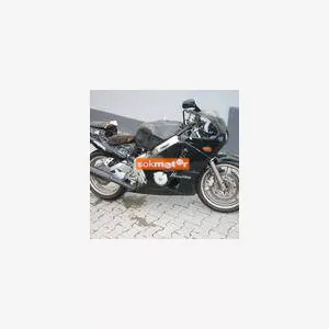 1. kp: Honda-CBR 400RR