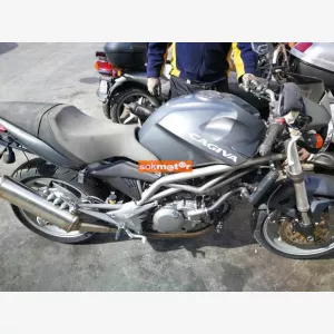 Suzuki gs500