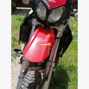 1. kp: Aprilia-Enduro