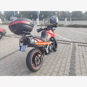 1. kp: APRILIA-Pegaso 650 strada