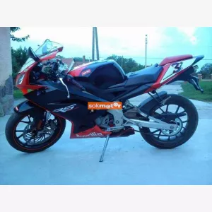 1. kp: Aprilia-Rs