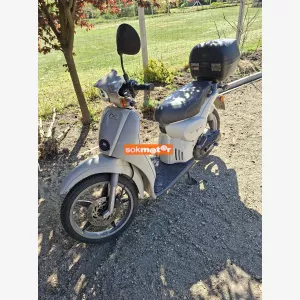 1. kép: APRILIA-Scarabeo