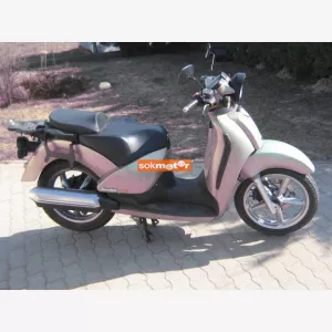 1. kp: Aprilia-Scarabeo