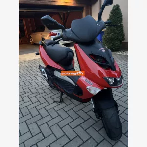 1. kp: APRILIA-Sr 50 