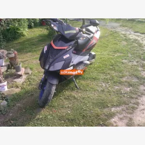 1. kp: Aprilia-sr 50 factory