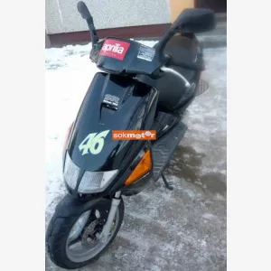 Aprilia sr