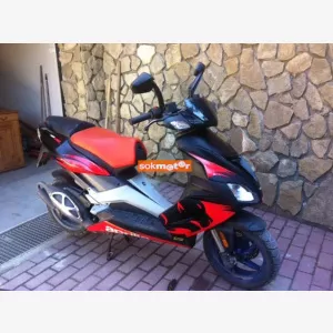 1. kp: Aprilia-sr
