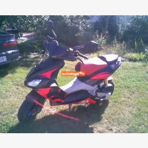 1. kp: Aprilia-SR LC