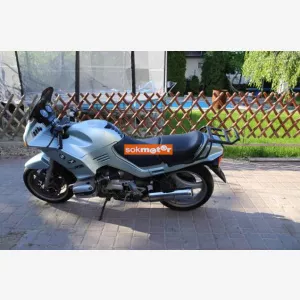 1. kp: BMW-R 1100 RS