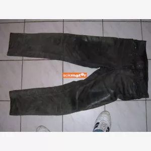 1. kp: Levis 501 brnadrg-L