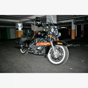 1. kp: Harley-Davidson-Road King