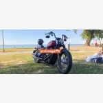HARLEY-DAVIDSON STREET BOB 107 FXBB RED DENIM IRON (használt motorok)