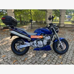 1. kép: HONDA-CB 600F Hornet