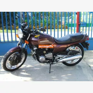 1. kp: Honda-CB550F