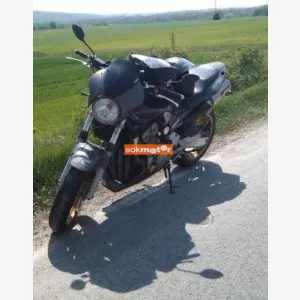 Honda CB900F Hornet