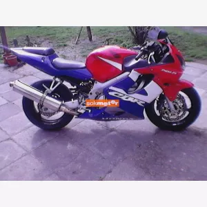1. kp: Honda-cbr 600 f sport
