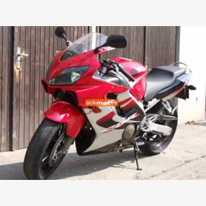 1. kp: Honda-CBR 600F