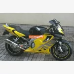 Honda CBR F4