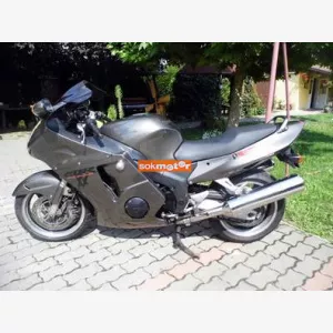 1. kp: Honda-CBR XX