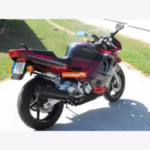 1. kp: Honda-cbr600f