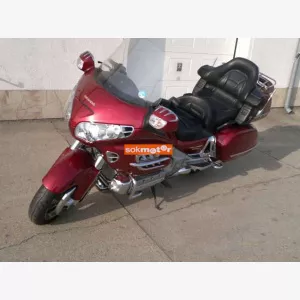 1. kp: Honda-GoldWing GL 1800