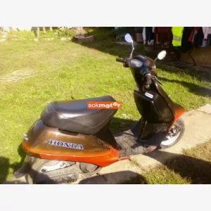 Honda tact