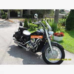 1. kp: Honda-VT 750 C