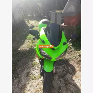1. kp: Kawasaki-ZX636R