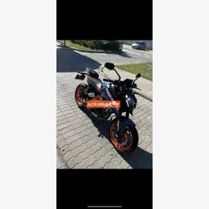 KTM duke