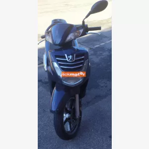 1. kp: PEUGEOT-Tweet 200