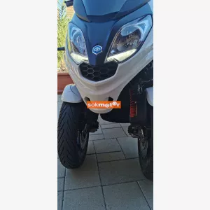 1. kp: PIAGGIO- MP3 300 HPE Sport /Magyarorszgi