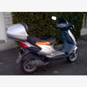 1. kp: Piaggio-Skipper 125 ST