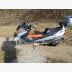SUZUKI Burgman 