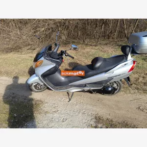 SUZUKI Burgman 