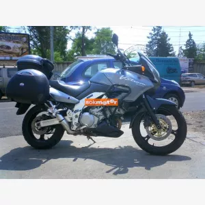 1. kp: Suzuki-DL1000 V-strom