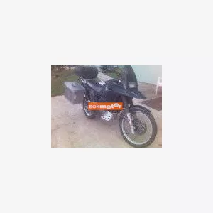 Suzuki DR800
