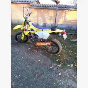 1. kp: Suzuki-DRZ-400 supermoto K-6