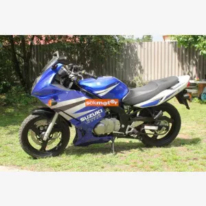 1. kp: Suzuki-GS 500 F