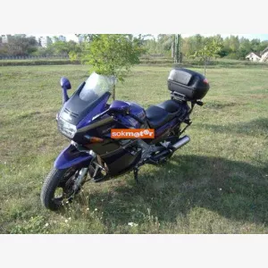 1. kp: Suzuki-GSX 1100F