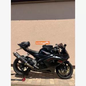 SUZUKI GSXR 1000 K6