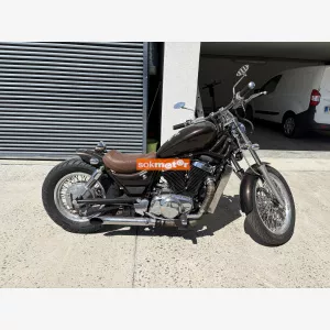 1. kép: SUZUKI-Intruder vs 750 bobber