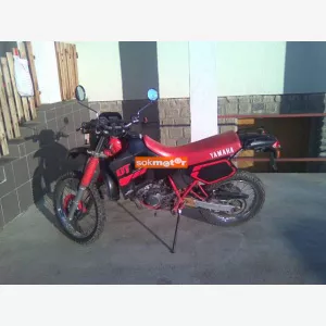 1. kp: Yamaha-DT 125R