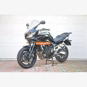 1. kp: Yamaha-Fazer