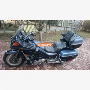 1. kp: Yamaha-Venture Royale