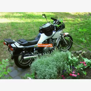1. kp: Yamaha-XJ 900